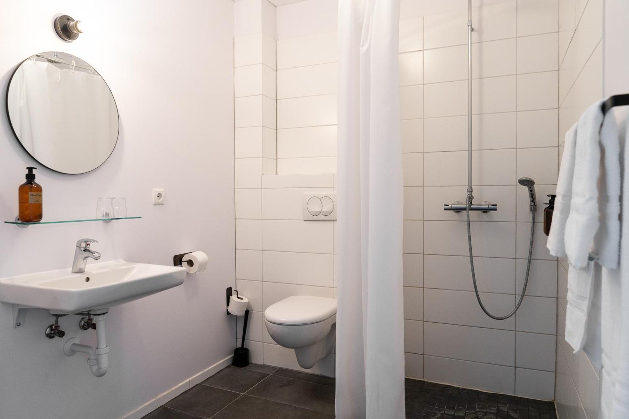 בלונדואוס Hotel Bloenduos מראה חיצוני תמונה