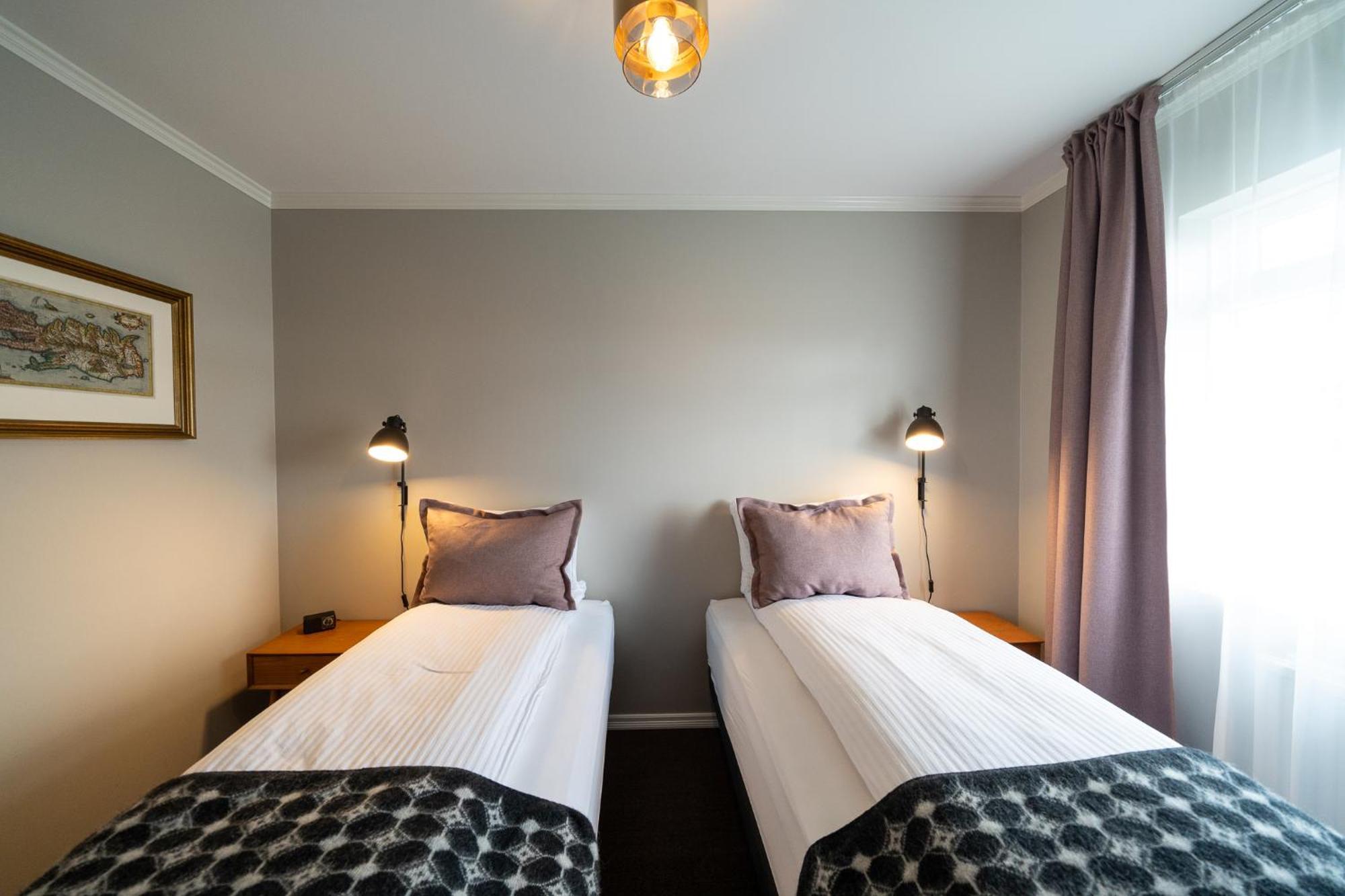 בלונדואוס Hotel Bloenduos מראה חיצוני תמונה