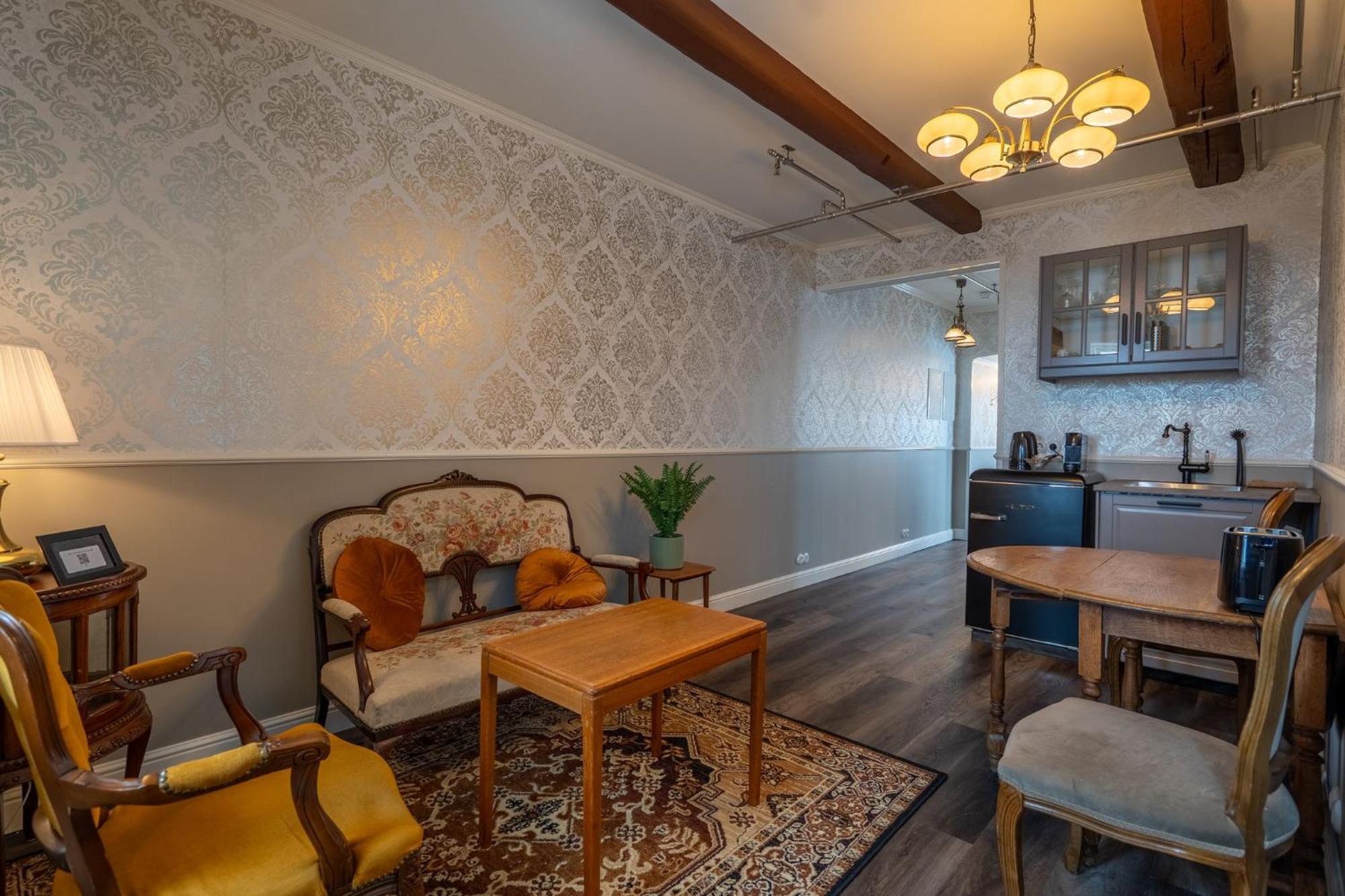 בלונדואוס Hotel Bloenduos מראה חיצוני תמונה
