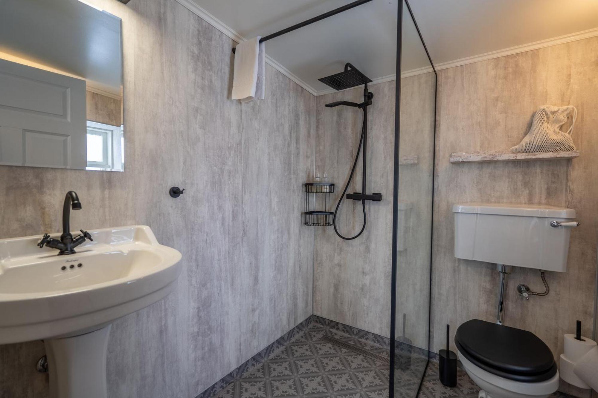 בלונדואוס Hotel Bloenduos מראה חיצוני תמונה