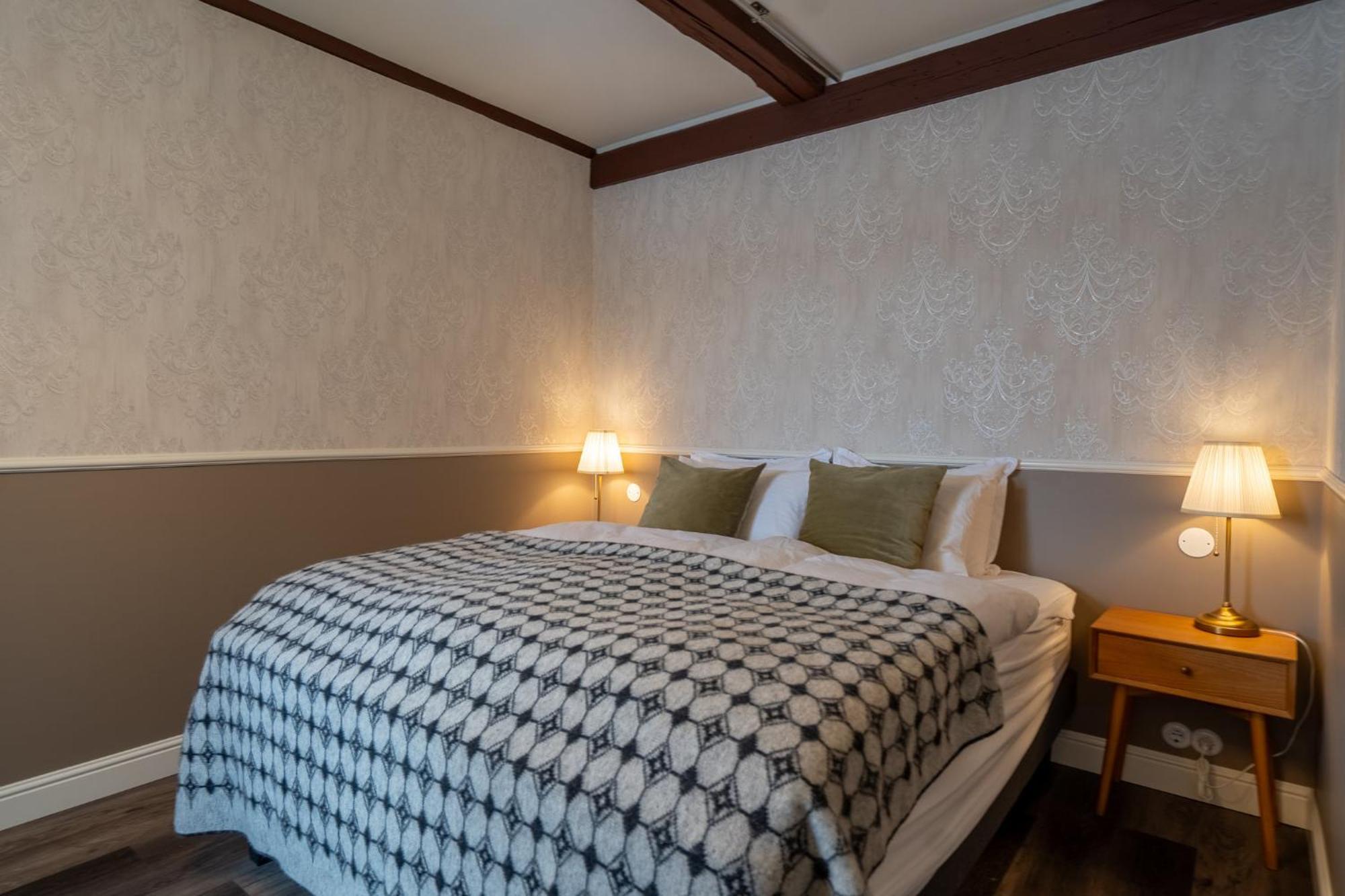בלונדואוס Hotel Bloenduos מראה חיצוני תמונה