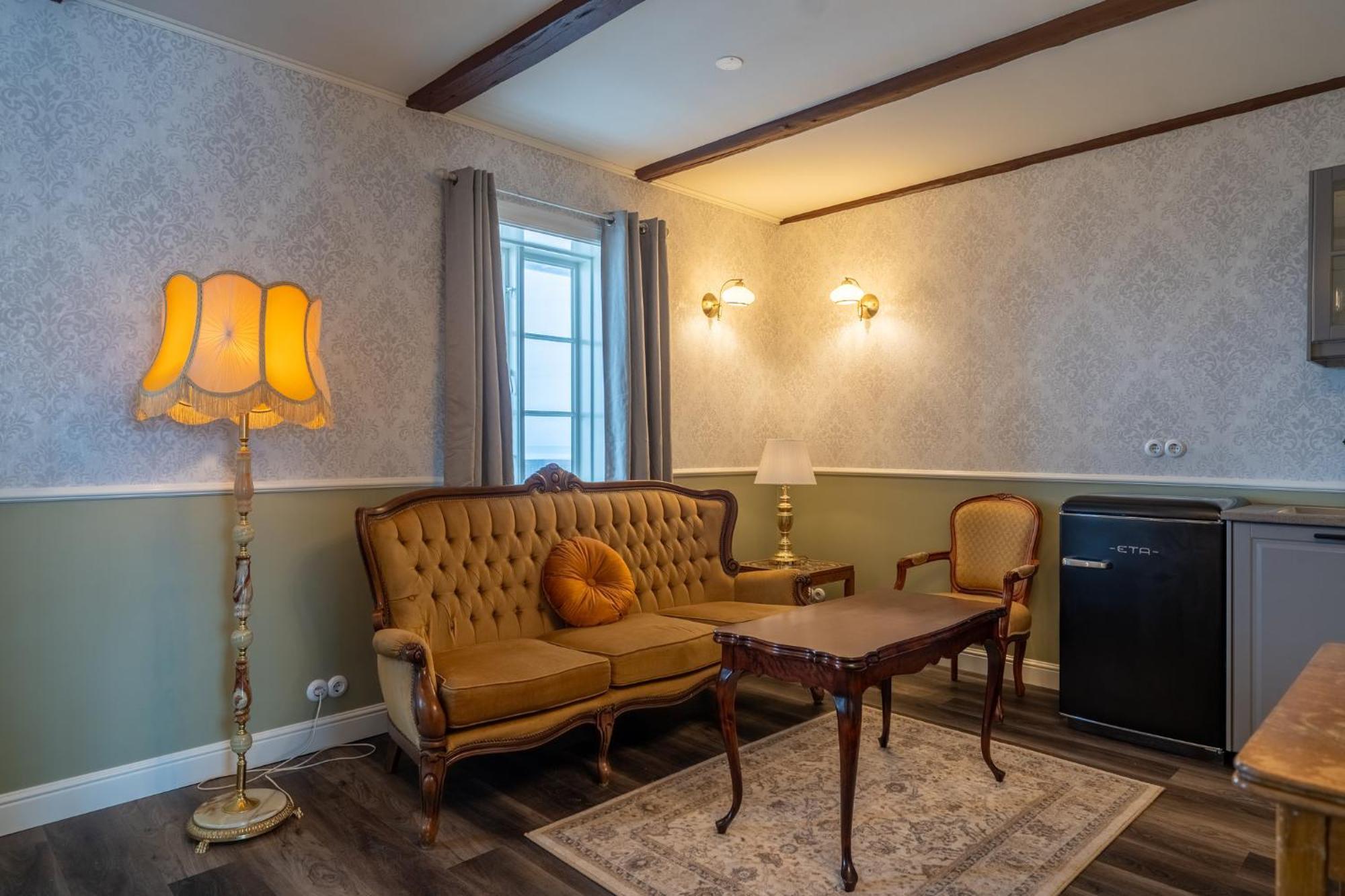 בלונדואוס Hotel Bloenduos מראה חיצוני תמונה